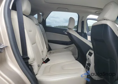 2020 Ford Edge Titanium z USA, uszkodzony, nr VIN 2FMPK3K90LBA26814